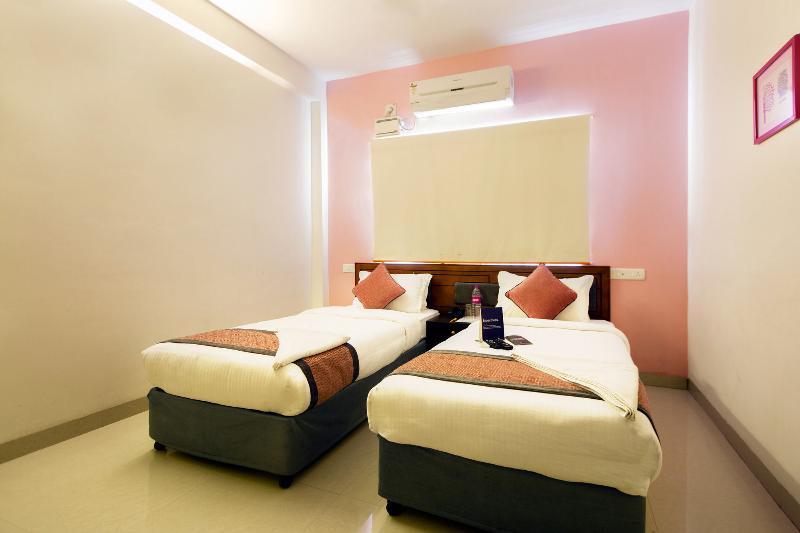 Fabhotel Evlewt Omr Siruseri Esterno foto